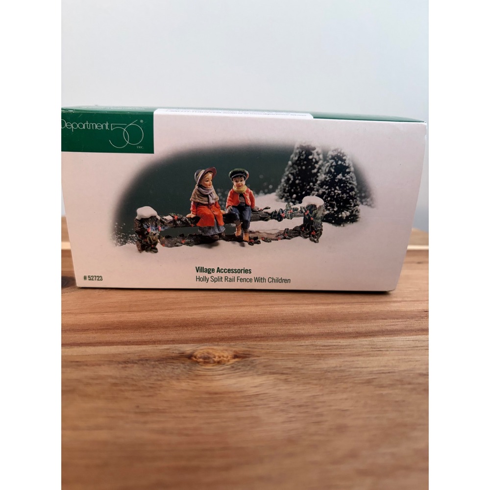 Department 56 #52723 Village Accessories Holly Split Rail Fence with Children
